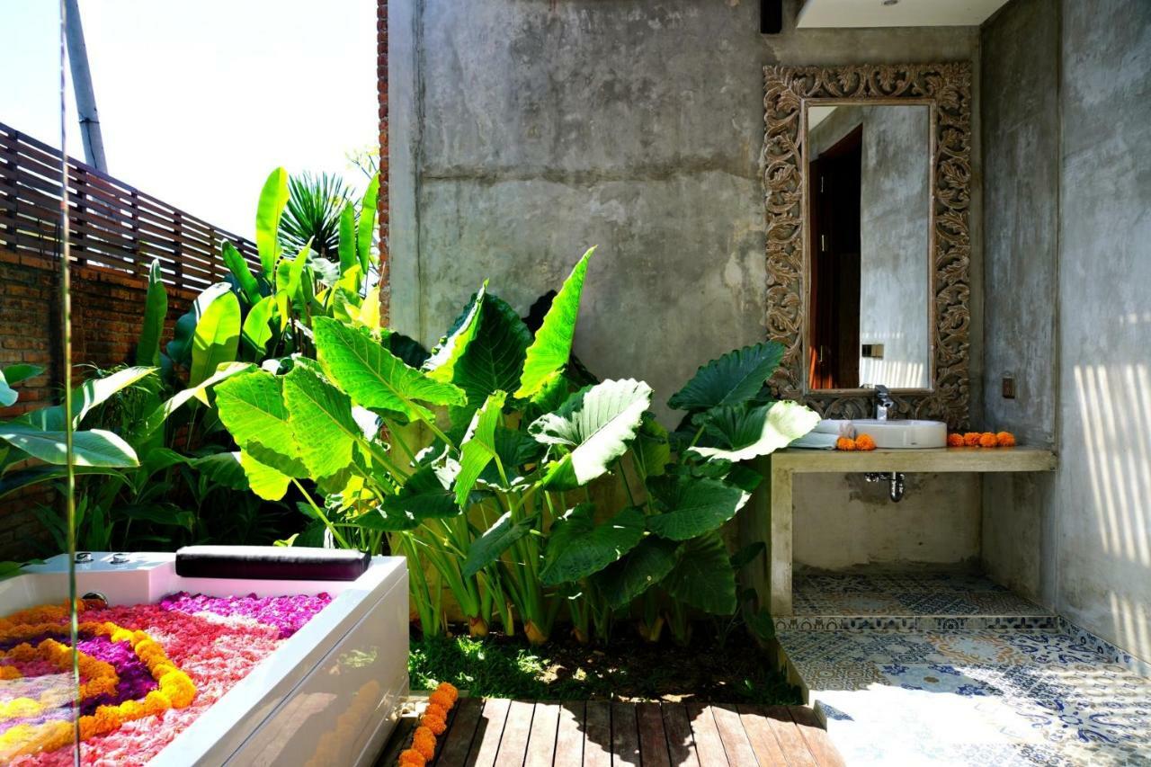 Delodtunduh Villa 2 Ubud  Exterior photo